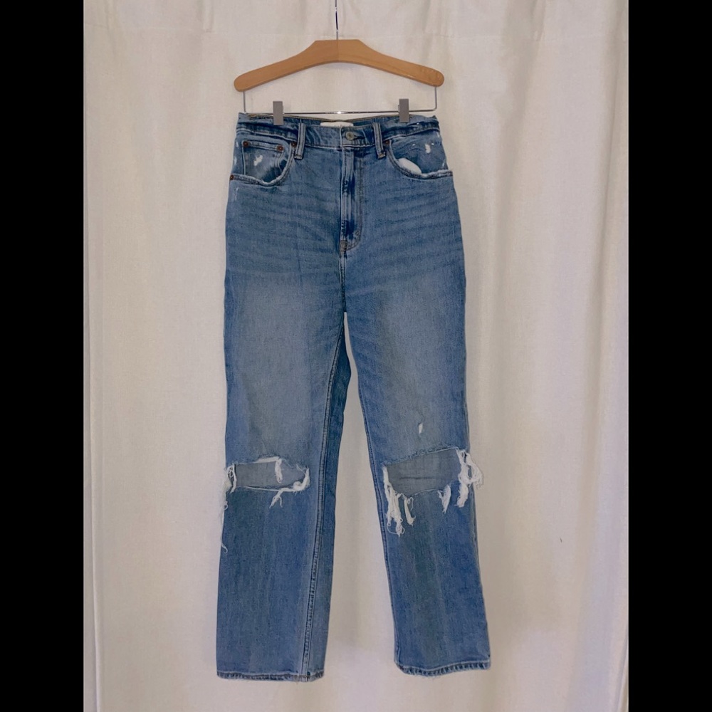 Abercrombie Ultra High Rise Ankle Straight